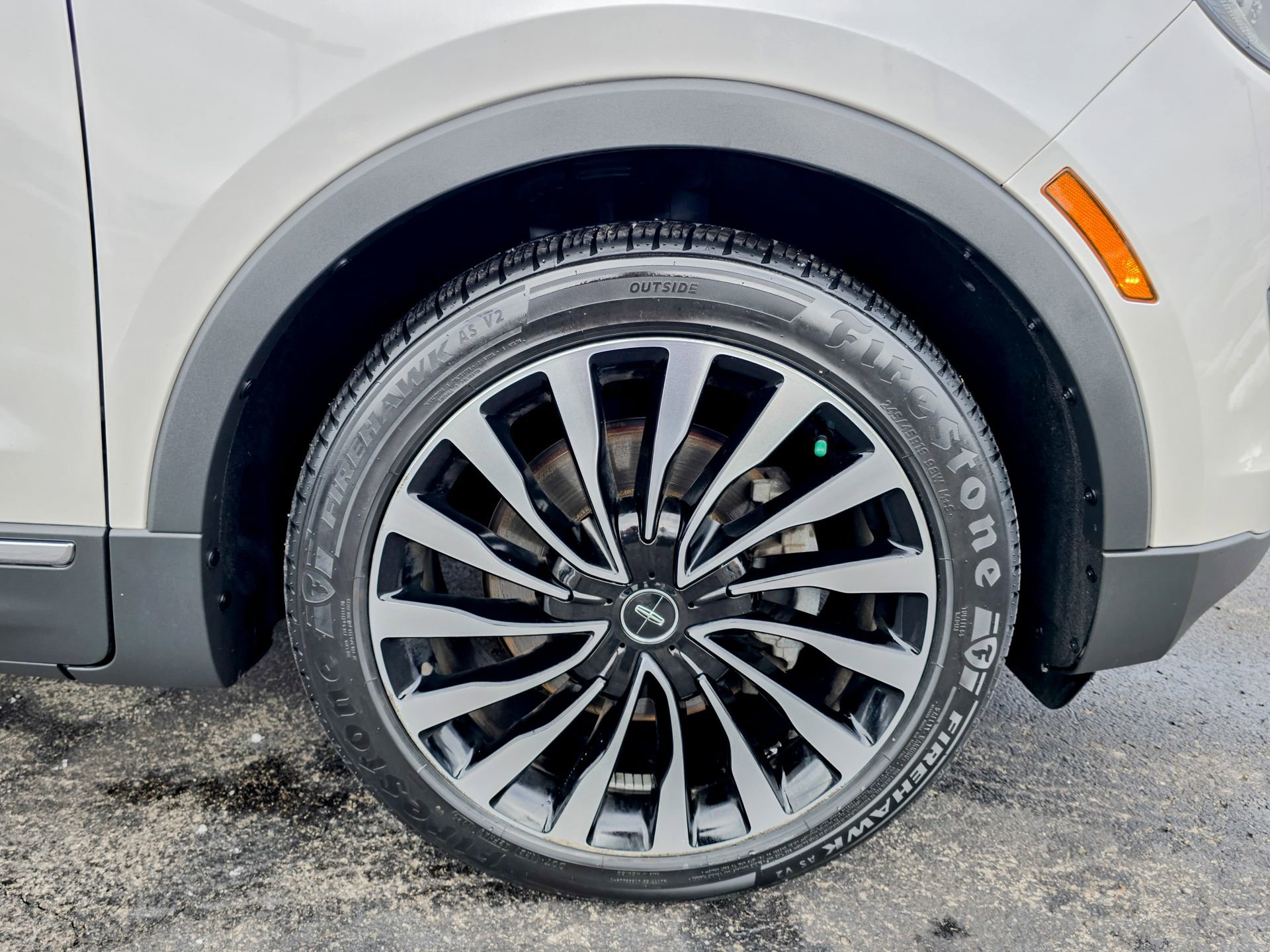 Used 2019 Lincoln MKC Black Label image 28