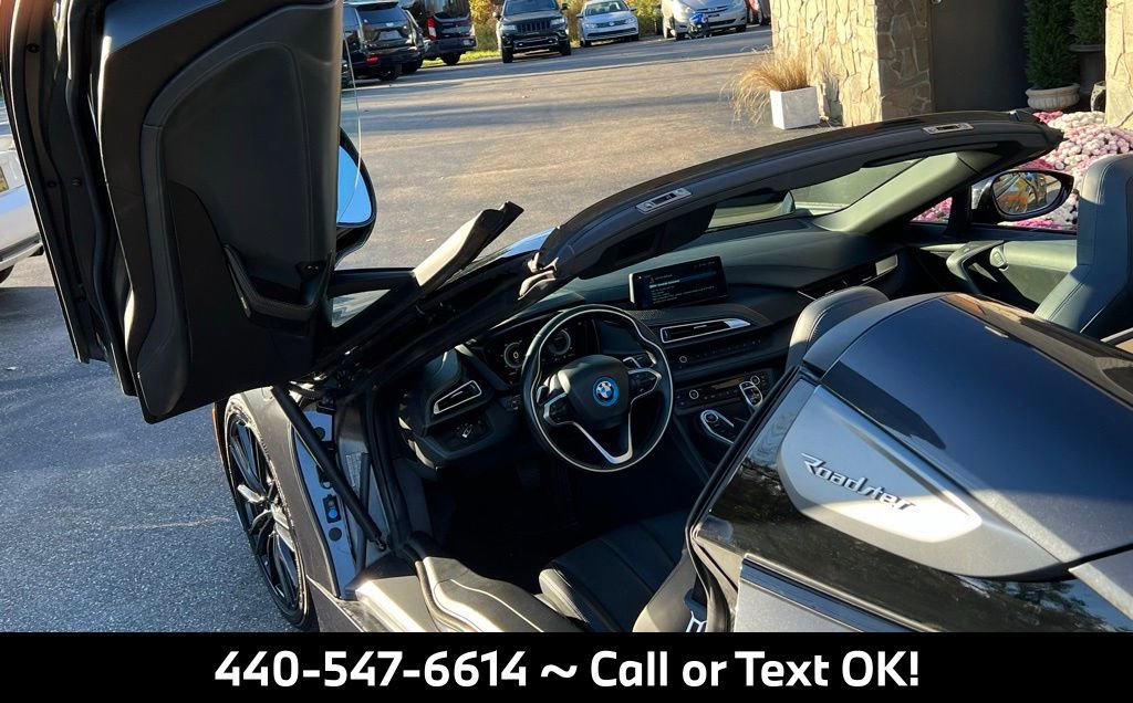 Used 2019 BMW i8 Roadster image 17
