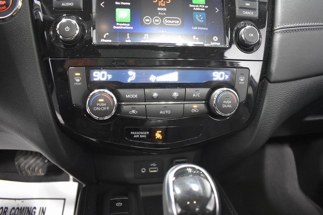Used 2020 Nissan Rogue SL w/ Premium Package image 21