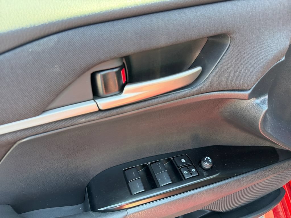 Used 2025 Toyota Camry LE FWD image 23
