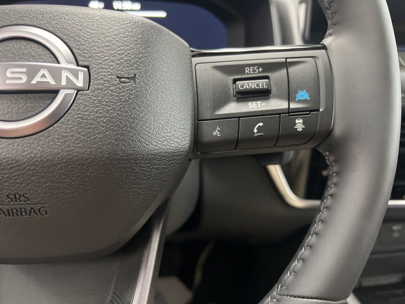 Used 2025 Nissan Rogue SL w/ SL Premium Package AWD/4WD image 24