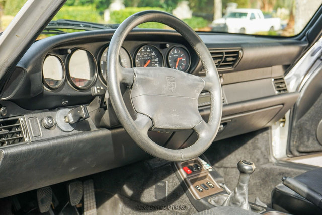 Used 1998 Porsche 911 Carrera image 31
