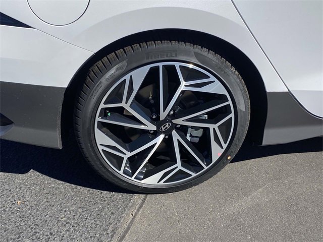 New 2025 Hyundai Ioniq 6 SEL image 7