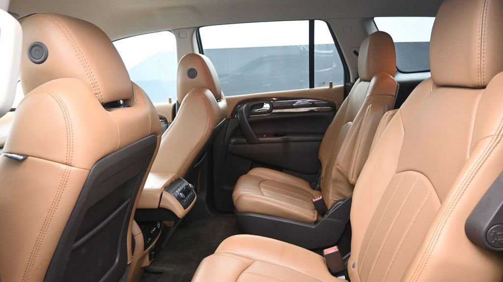 Used 2017 Buick Enclave Leather FWD image 21