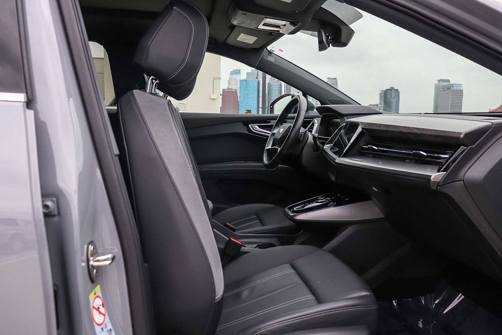 Used 2023 Audi Q4 e-tron Premium Plus w/ Premium Plus RWD image 23