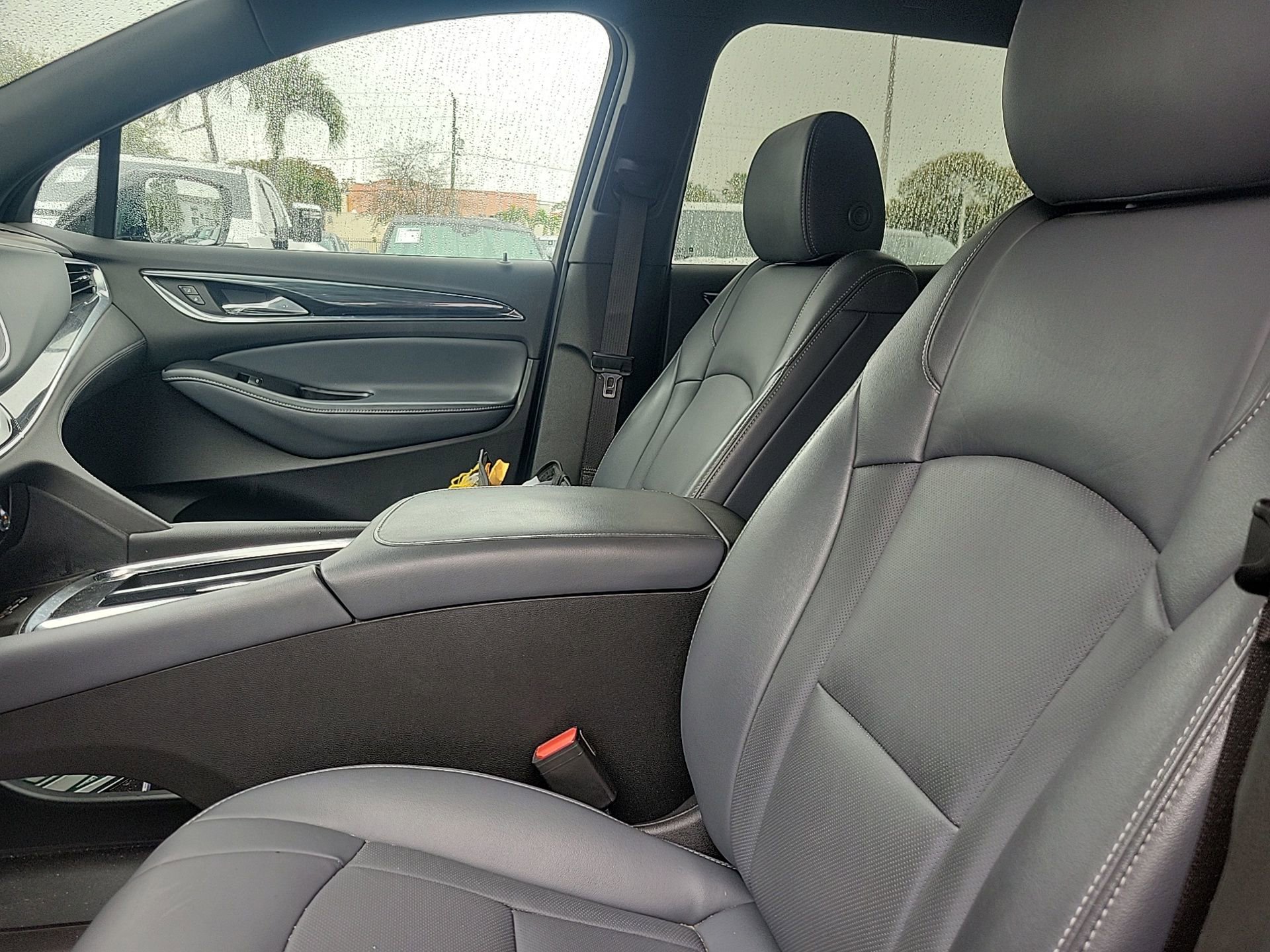 Used 2024 Buick Enclave Essence w/ Sport Touring Edition image 28