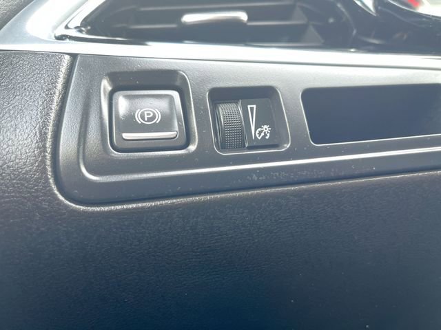 Certified 2023 Cadillac XT6 Luxury image 17