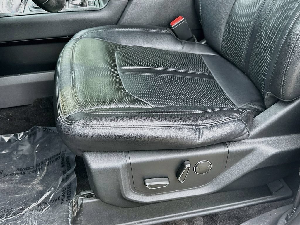Used 2019 Ford Expedition Limited w/ Special Edition Package AWD/4WD image 21