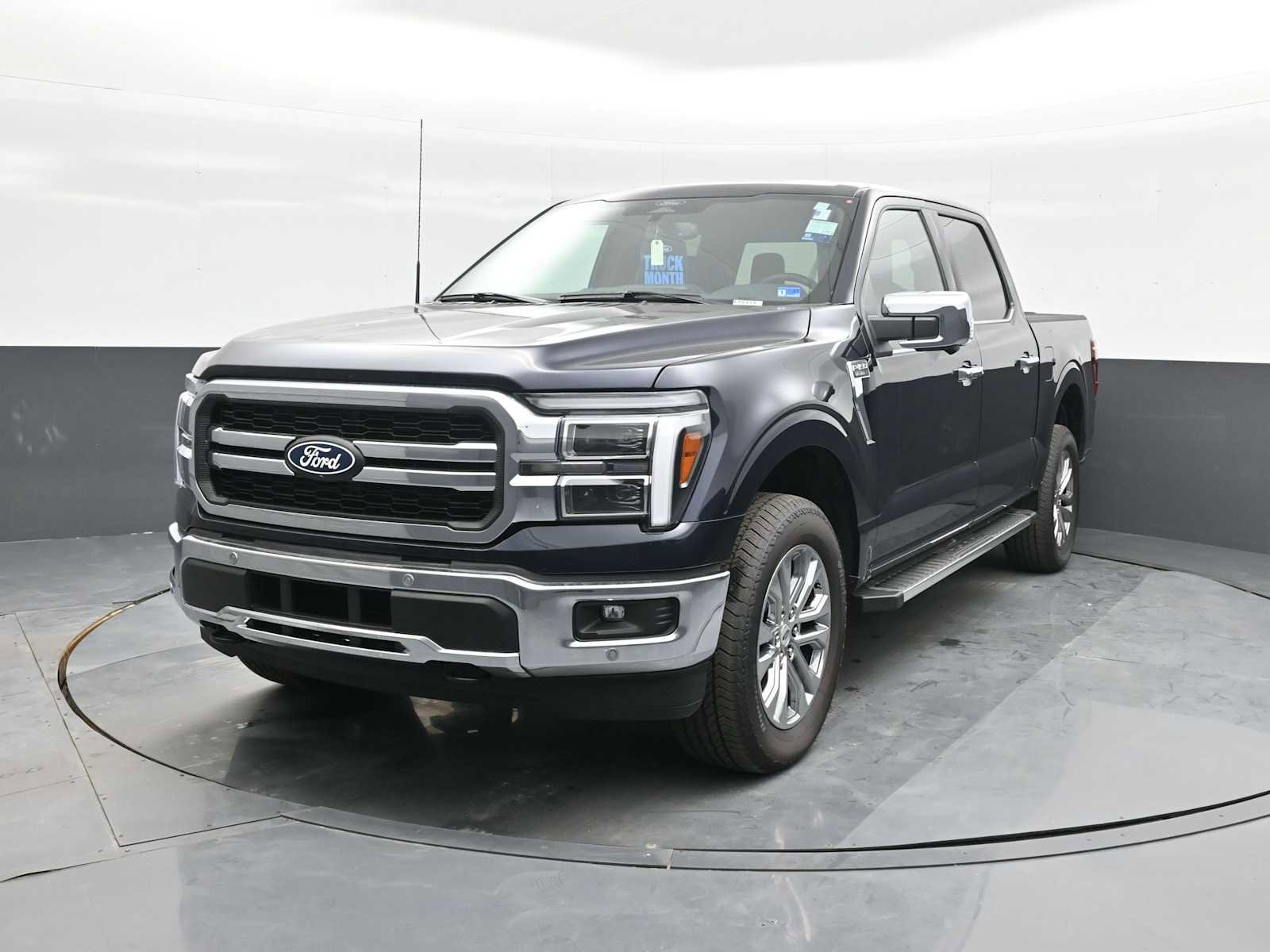 New 2025 Ford F150 Lariat w/ Equipment Group 501A Mid image 4