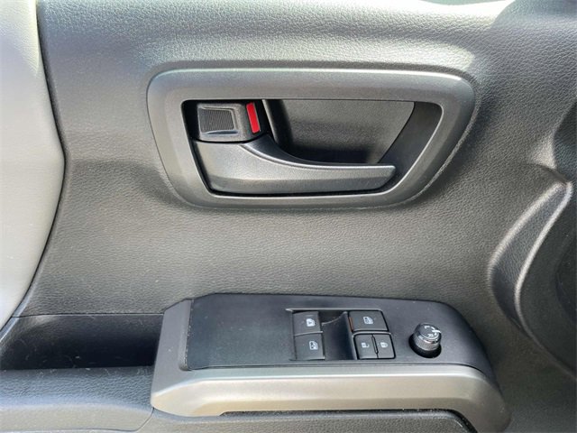 Used 2022 Toyota Tacoma SR5 image 18