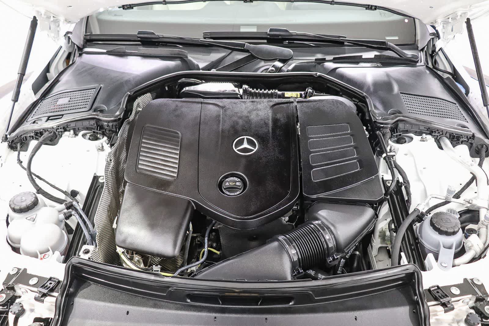 Used 2025 Mercedes-Benz C 300 Sedan image 28