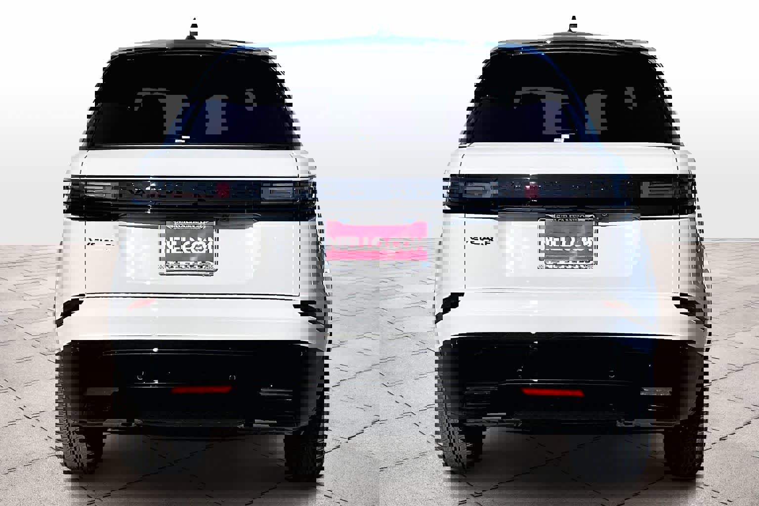New 2026 Land Rover Range Rover Velar Dynamic SE image 6
