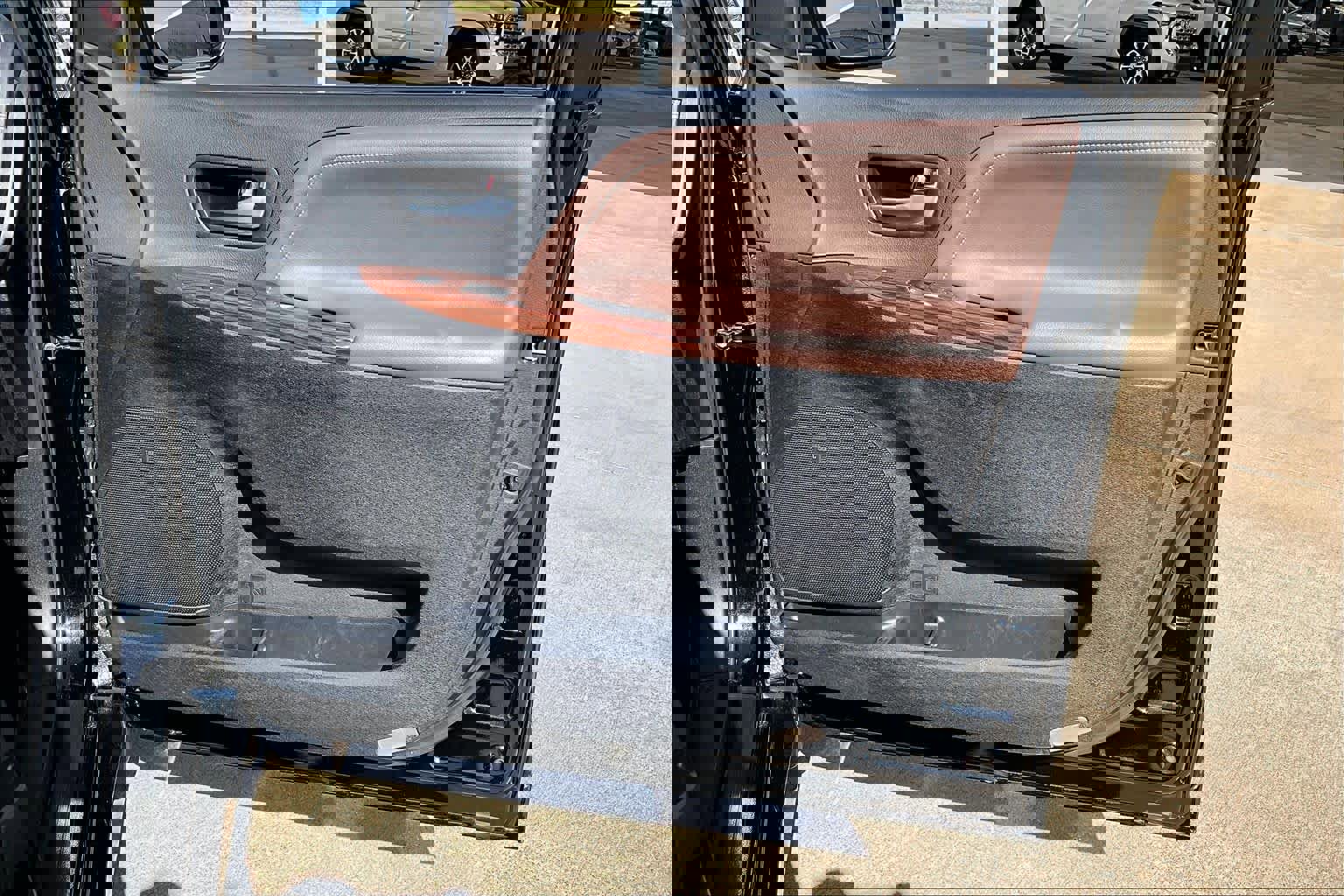 Used 2018 Toyota Sienna Limited Premium image 26