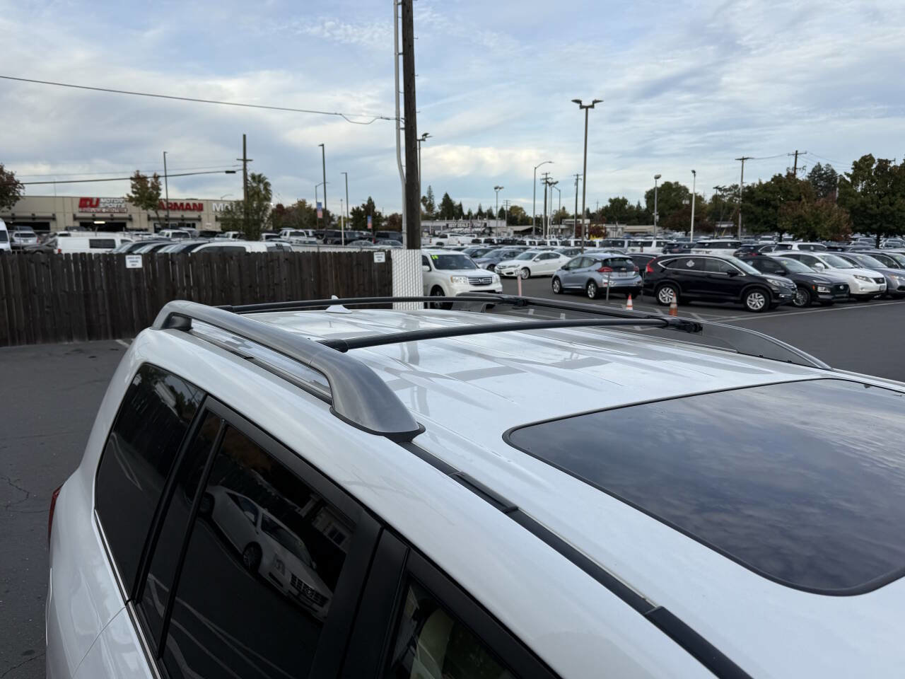 Used 2009 Lexus LX 570 4WD image 25