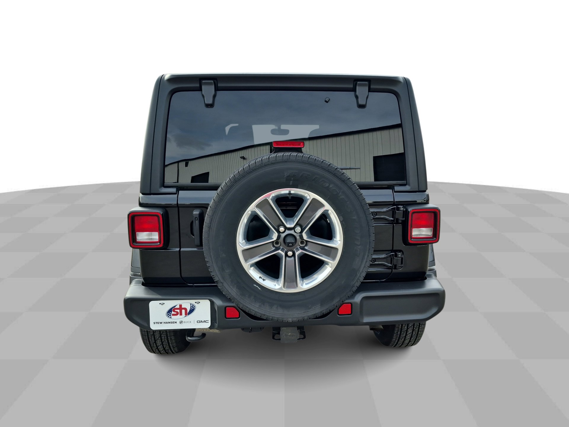 Used 2023 Jeep Wrangler Sahara w/ Cold Weather Group image 8