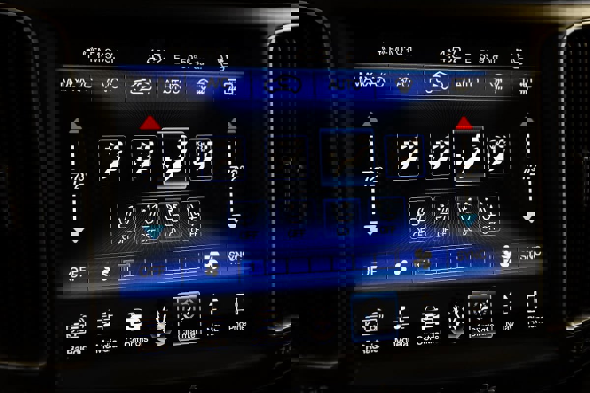 Used 2018 Maserati Levante S GranSport image 39