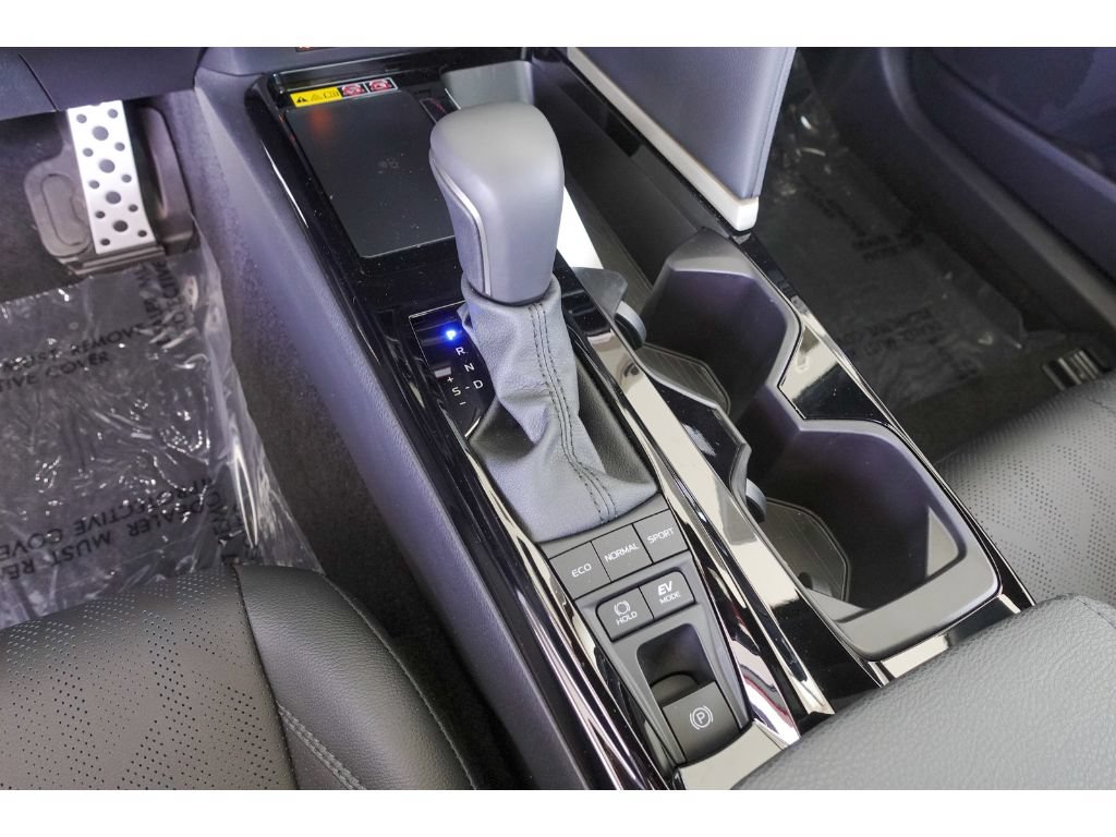 Used 2026 Toyota Camry XSE w/ Premium Plus Package FWD image 18