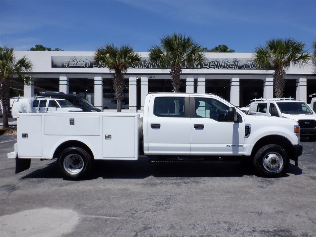 Used 2021 Ford F350 XL w/ Power Equipment Group AWD/4WD image 1