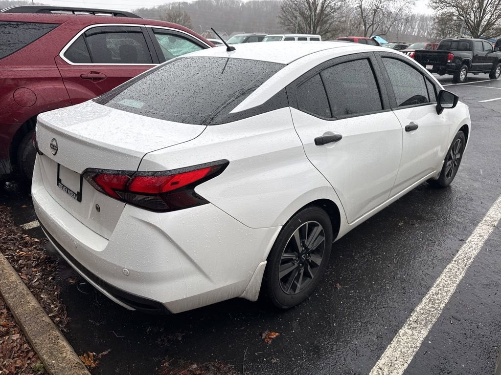 Used 2024 Nissan Versa S w/ S Plus Package image 4