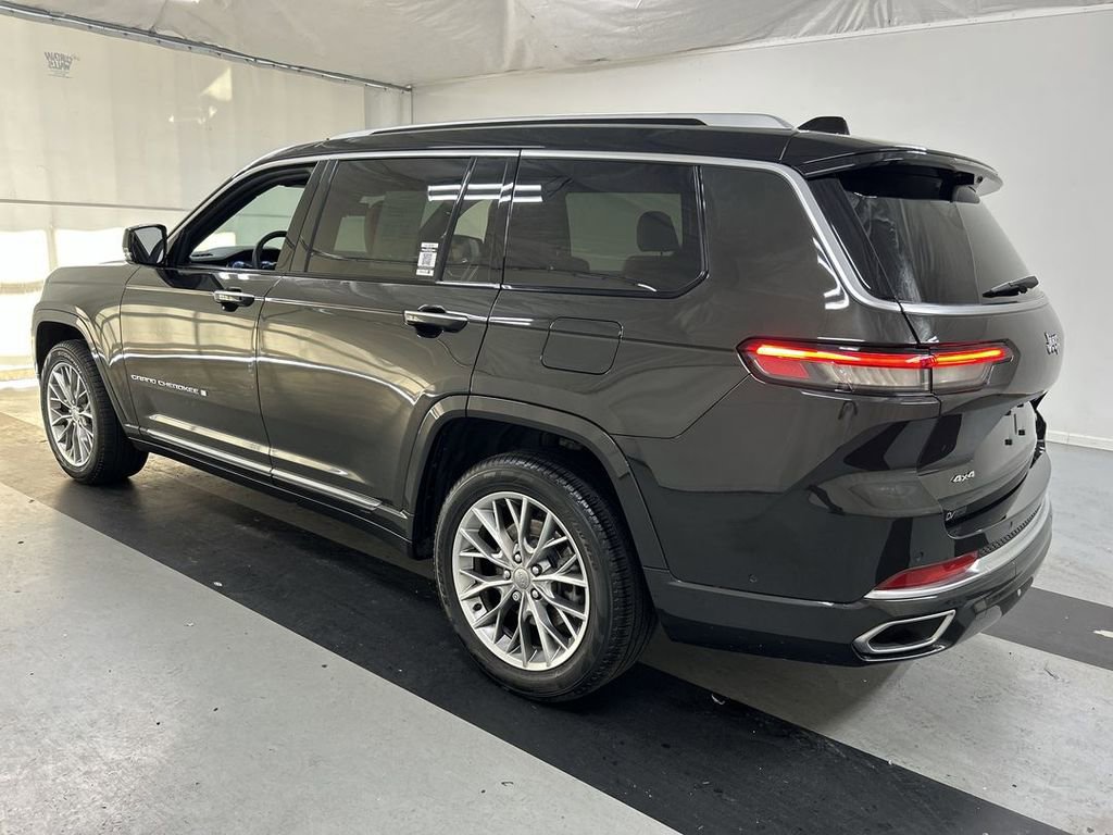 Used 2023 Jeep Grand Cherokee L Summit w/ Advanced Protech Group IV AWD/4WD image 7