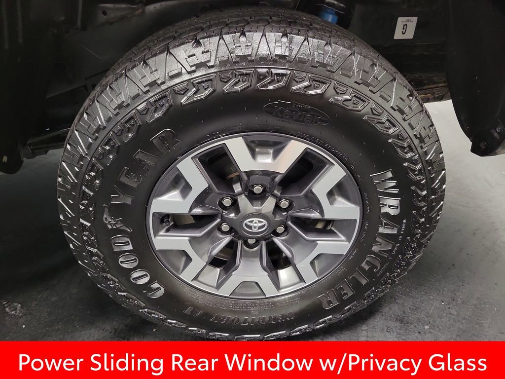 Used 2023 Toyota Tacoma TRD Off-Road AWD/4WD image 10