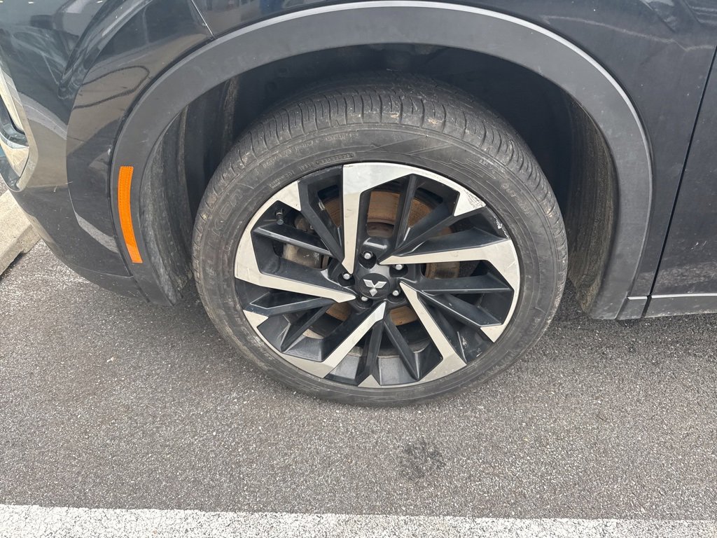 Used 2022 Mitsubishi Outlander ES image 8