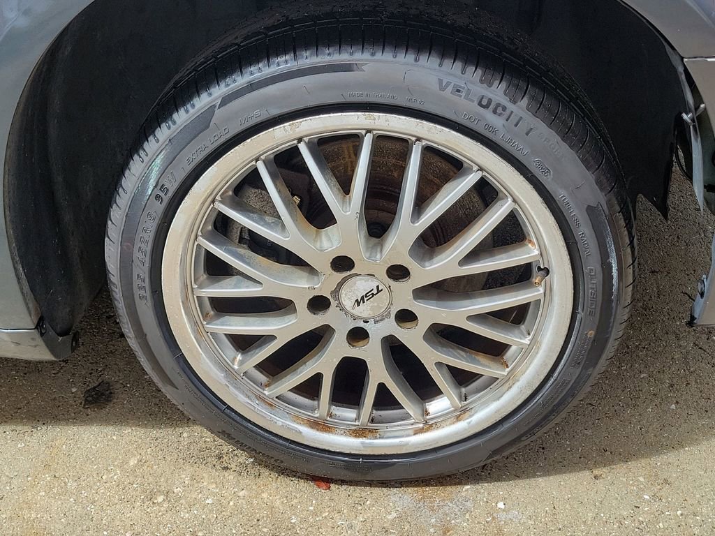 Used 2006 Dodge Magnum SXT image 2