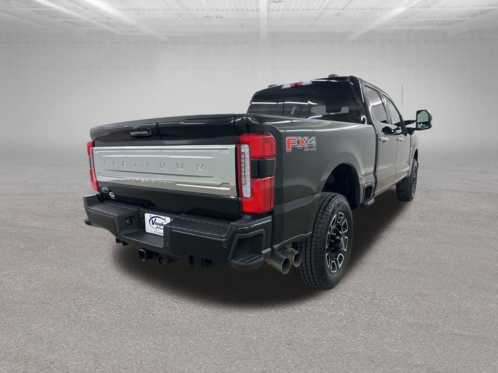 Used 2024 Ford F250 Platinum image 13