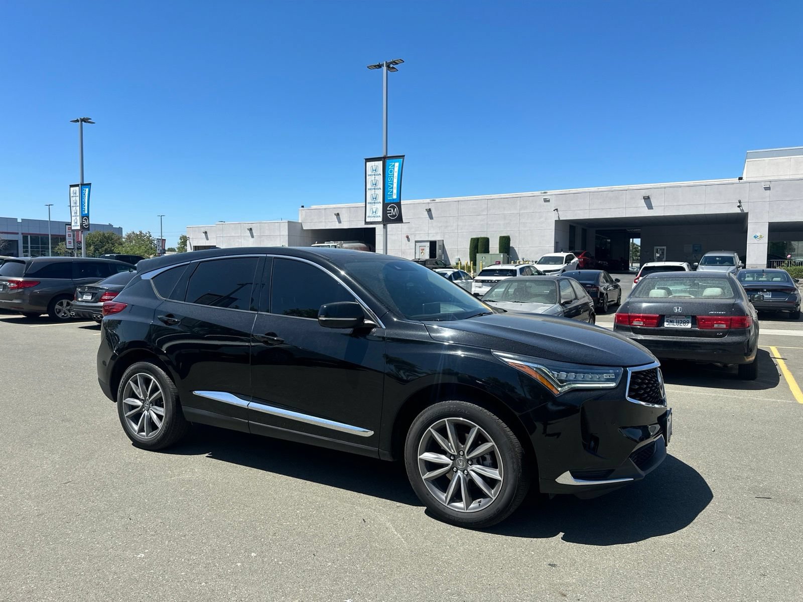 Used 2022 Acura RDX FWD w/ Technology Package image 2