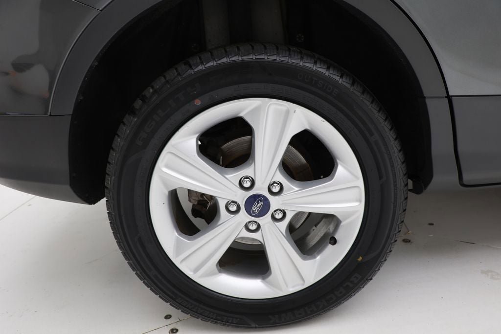 Used 2016 Ford Escape SE w/ Equipment Group 201A AWD/4WD image 9