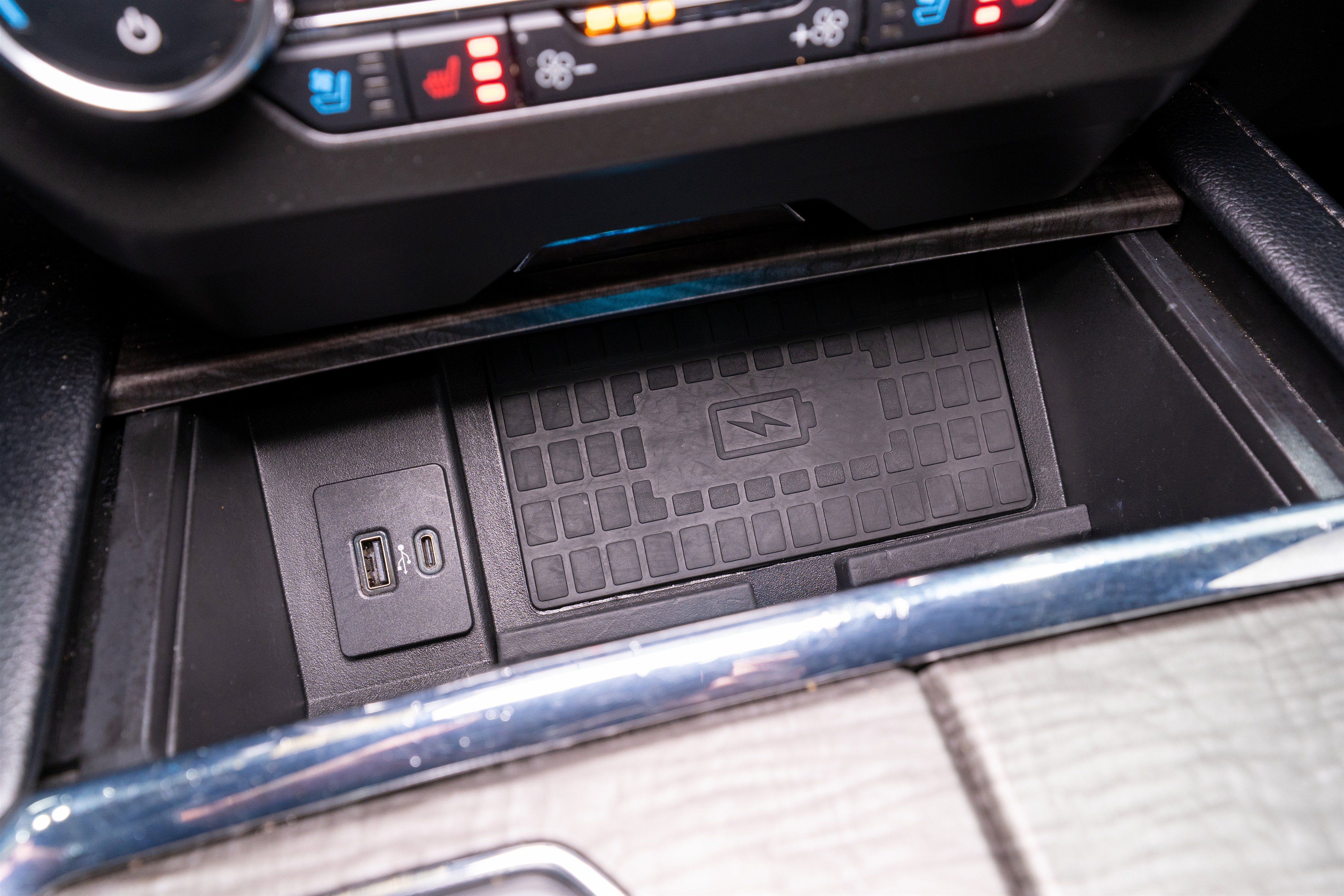 Used 2021 Ford Expedition Max Limited image 25