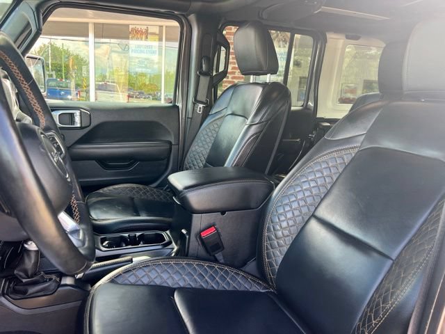 Used 2021 Jeep Wrangler Unlimited Sahara AWD/4WD image 14