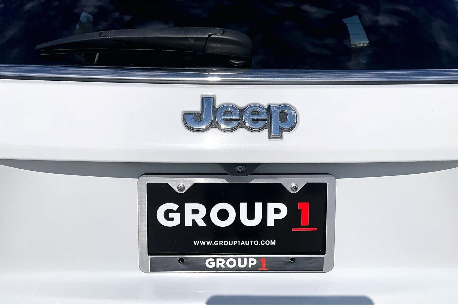 Used 2024 Jeep Compass Latitude AWD/4WD image 31