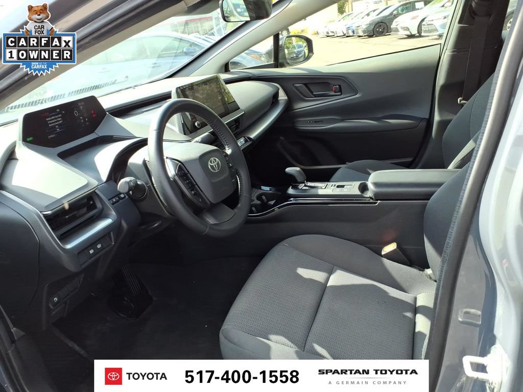 Used 2025 Toyota Prius LE FWD image 14