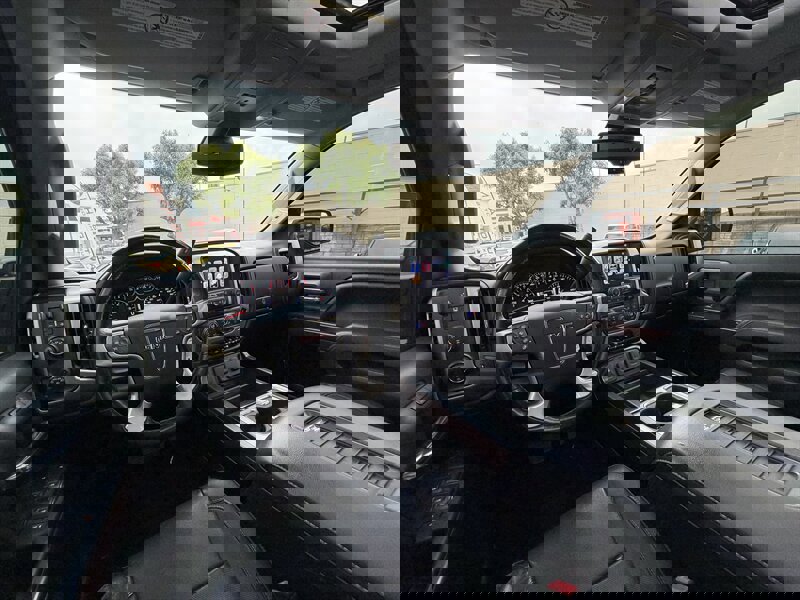 Used 2017 GMC Sierra 2500 SLT w/ Driver Alert Package image 41