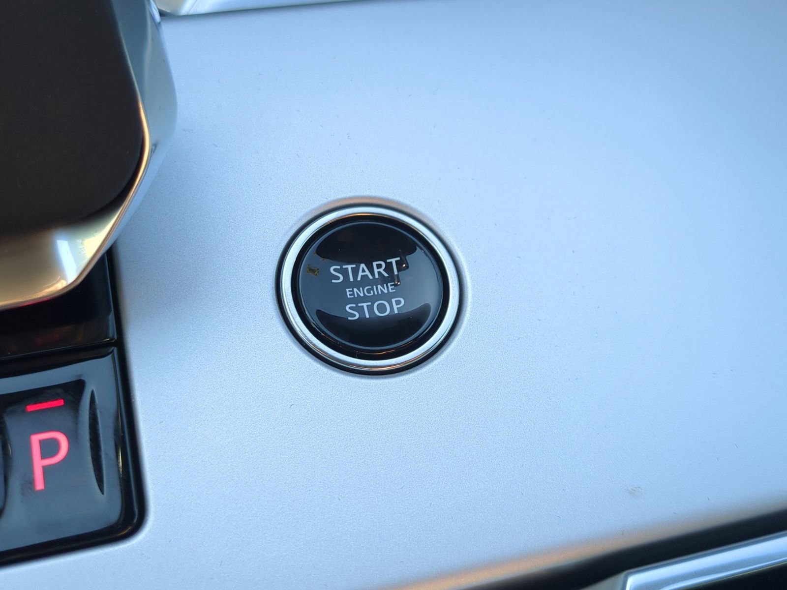 New 2026 Land Rover Range Rover SE image 23