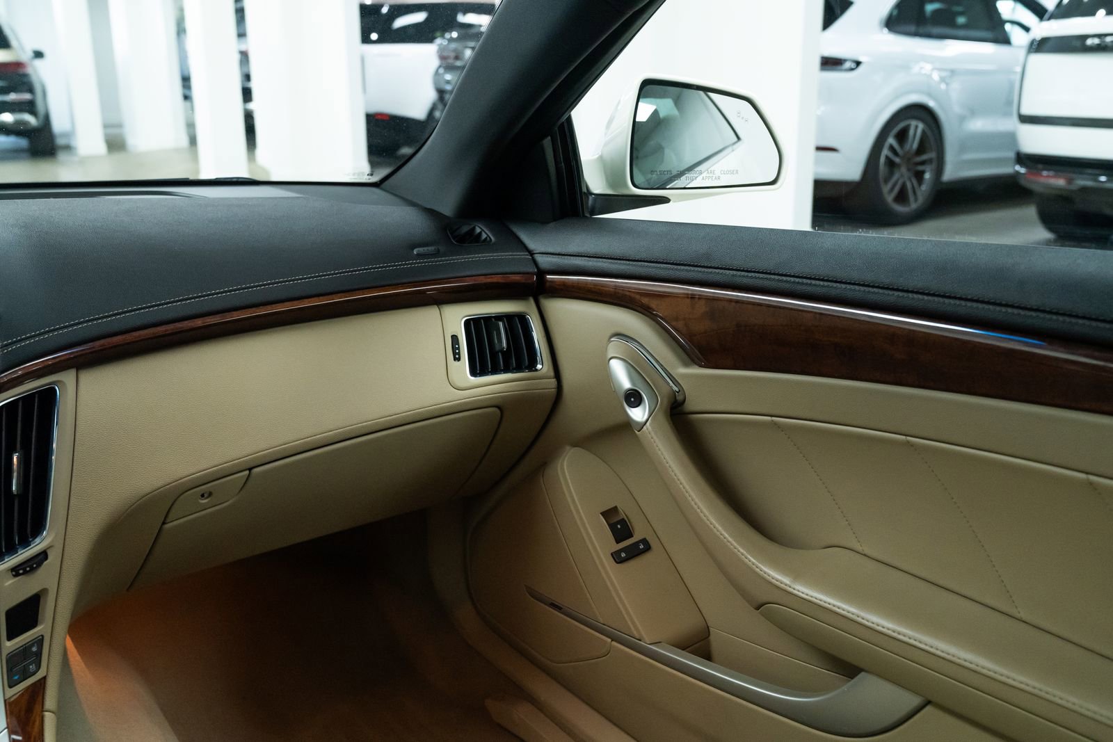 Used 2013 Cadillac CTS Premium image 9