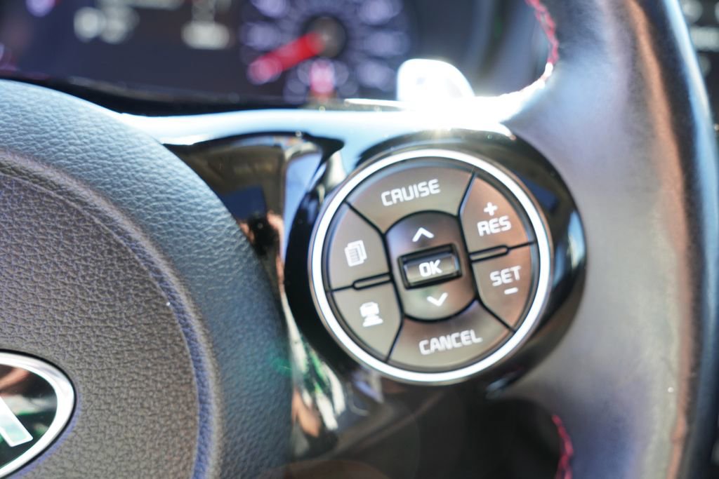 Used 2020 Kia Soul GT-Line Turbo FWD image 31