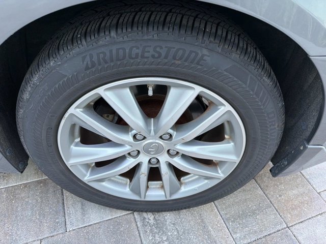 Used 2015 INFINITI Q50 AWD w/ Moonroof Package image 34