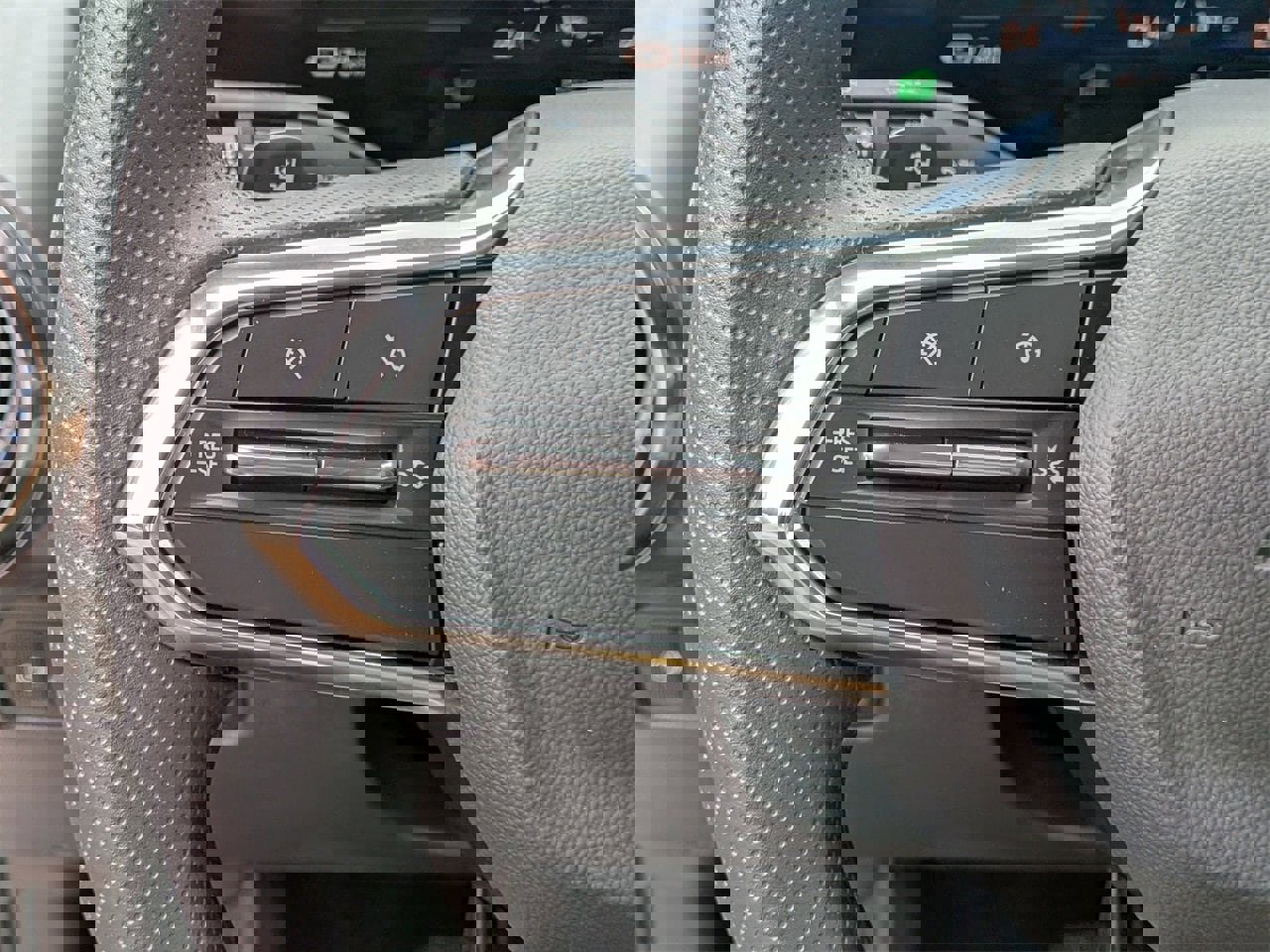 New 2026 Chevrolet Equinox EV LT image 12