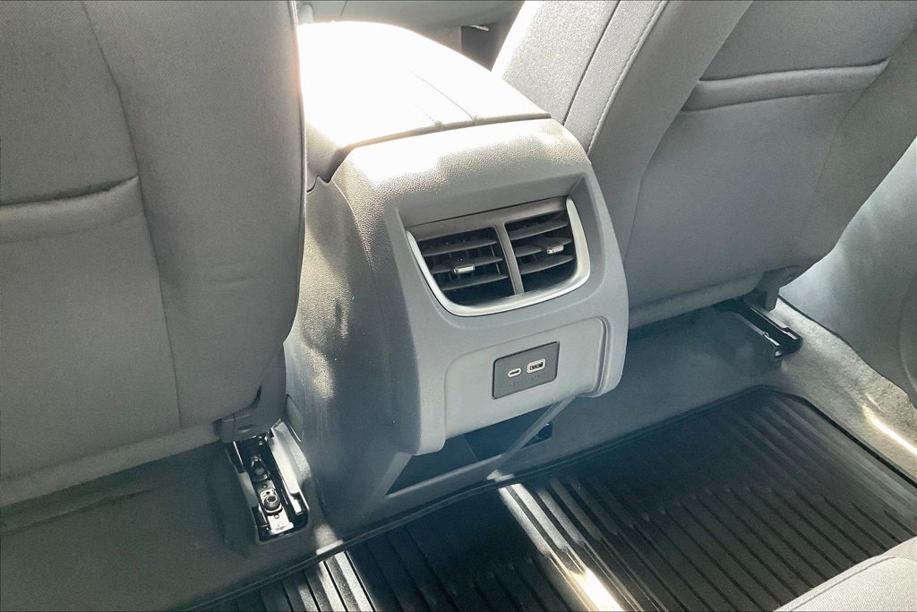 Used 2020 Chevrolet Blazer LT FWD image 13