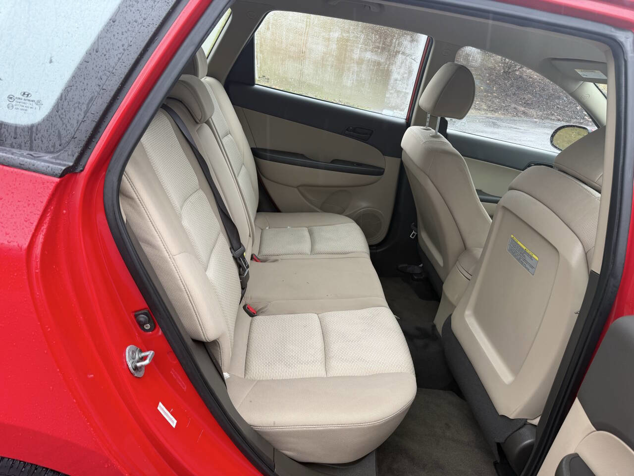 Used 2012 Hyundai Elantra GLS image 12