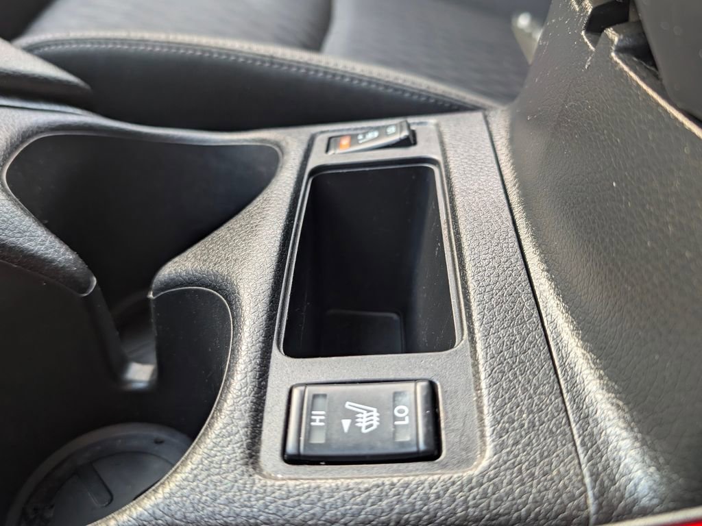 Used 2019 Nissan Rogue SV image 31