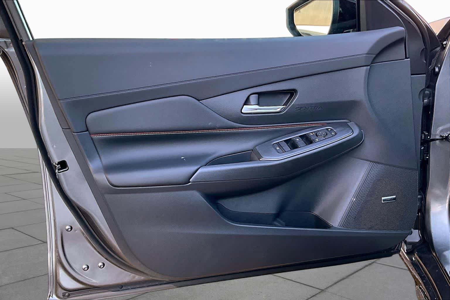 New 2026 Nissan Sentra SR w/ SR Premium Package FWD image 10