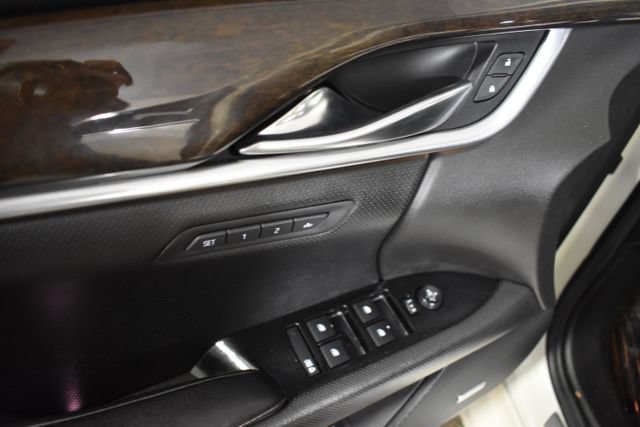 Used 2015 Cadillac XTS Vsport Premium AWD/4WD image 8