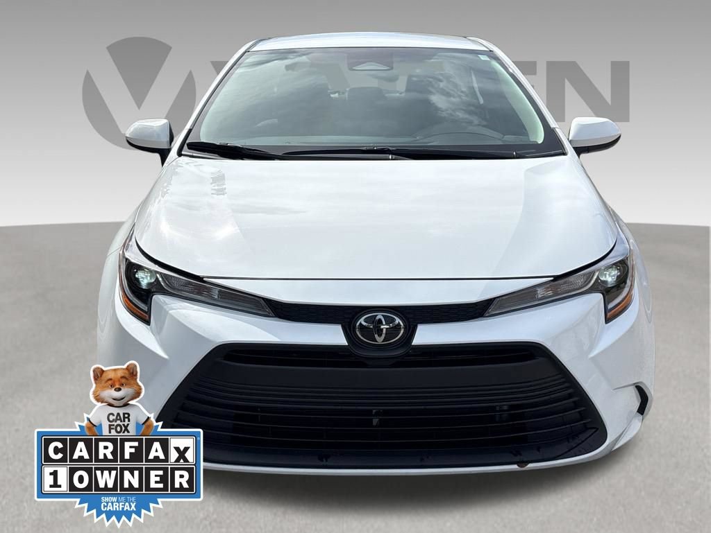 Used 2024 Toyota Corolla LE FWD image 2