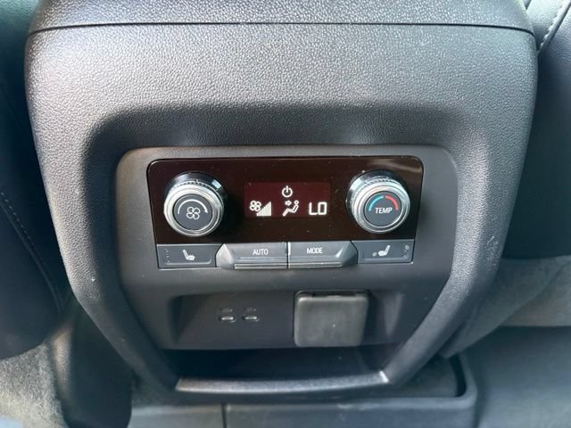 Certified 2025 GMC Acadia Denali w/ Super Cruise Package AWD/4WD image 16