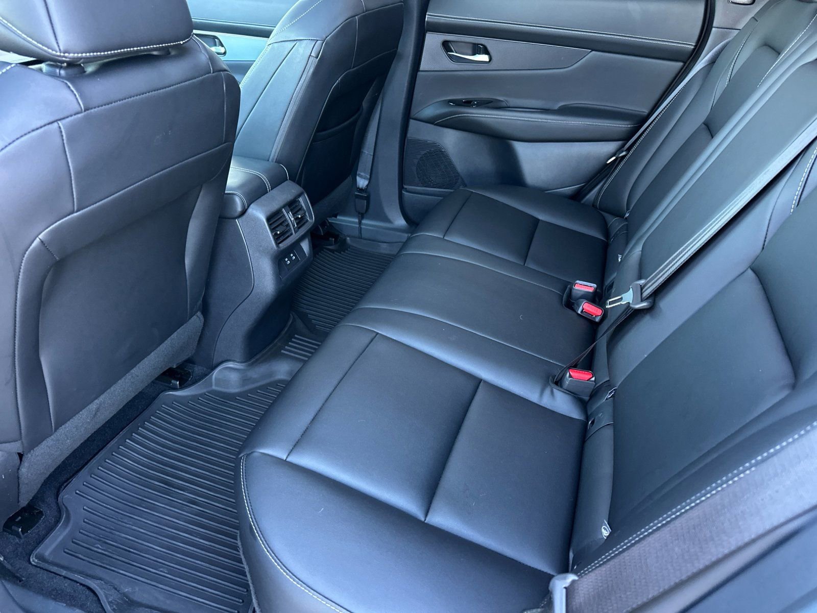 Used 2025 Nissan Murano SL AWD/4WD image 11