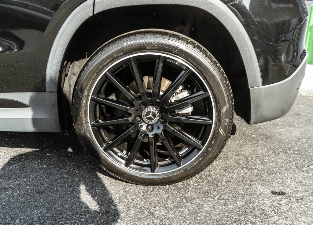 Used 2022 Mercedes-Benz GLA 250 4MATIC image 32