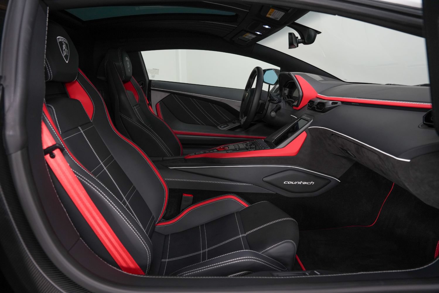 Used 2022 Lamborghini Aventador Countach AWD/4WD image 32